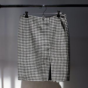 White House | Black Market Houndstooth skirt